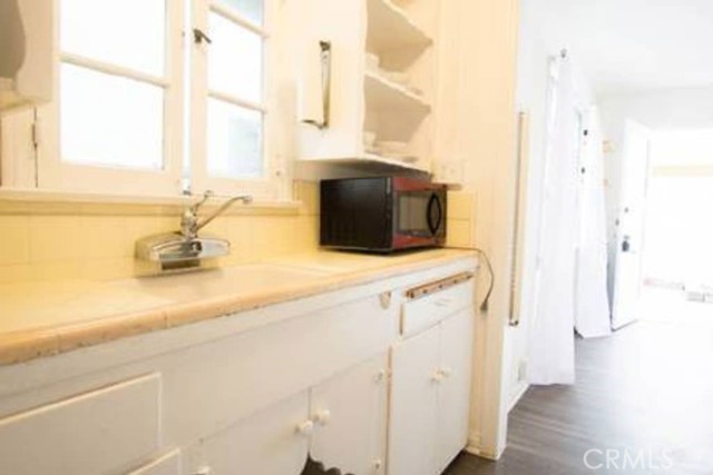 1613 Highland Avenue, Manhattan Beach, California 90266, 2 Bedrooms Bedrooms, ,2 BathroomsBathrooms,Residential,Sold,Highland,SB19231626