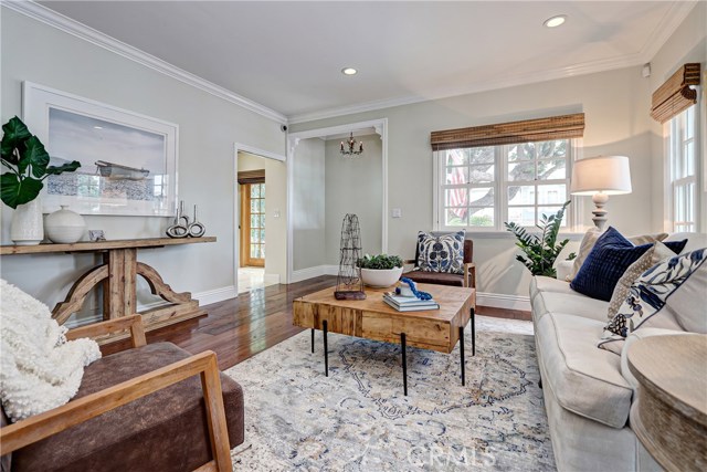 1600 Elm Avenue, Manhattan Beach, California 90266, 3 Bedrooms Bedrooms, ,3 BathroomsBathrooms,Residential,Sold,Elm,SB19126027