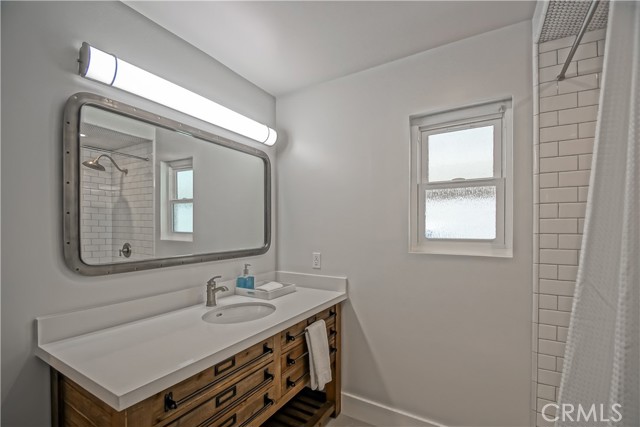 129 38th Street, Manhattan Beach, California 90266, 6 Bedrooms Bedrooms, ,6 BathroomsBathrooms,Residential,Sold,38th,SB21024072