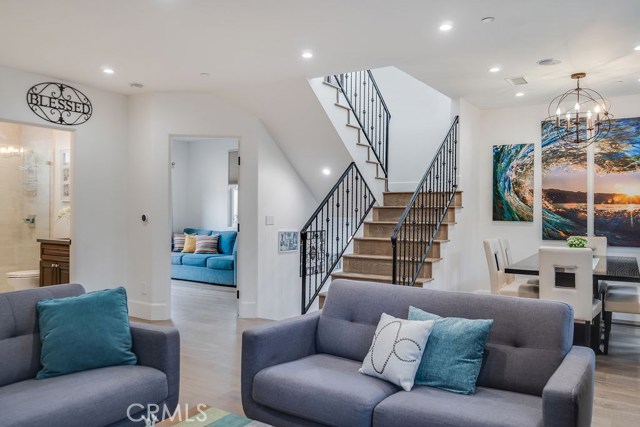 18228 Grevillea Avenue, Redondo Beach, California 90278, 4 Bedrooms Bedrooms, ,2 BathroomsBathrooms,Residential,Sold,Grevillea,SB20254175