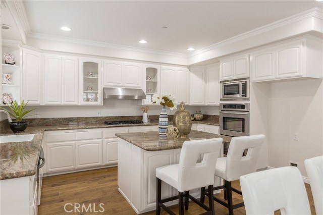 2515 Voorhees Avenue, Redondo Beach, California 90278, 4 Bedrooms Bedrooms, ,4 BathroomsBathrooms,Residential,Sold,Voorhees,SB18062969