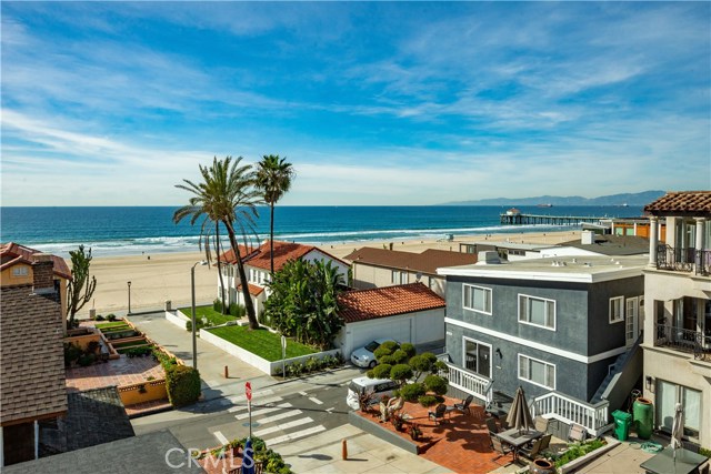 120 6th Street, Manhattan Beach, California 90266, 4 Bedrooms Bedrooms, ,3 BathroomsBathrooms,Residential,Sold,6th,SB20031178