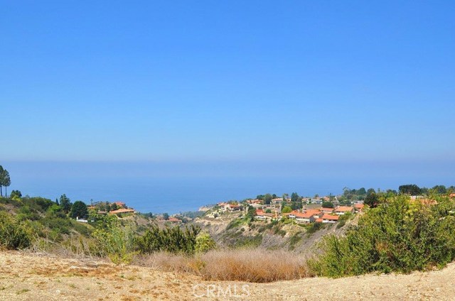 17 Ocean Crest Court, Rancho Palos Verdes, California 90275, 2 Bedrooms Bedrooms, ,1 BathroomBathrooms,Residential,Sold,Ocean Crest,PV18209312