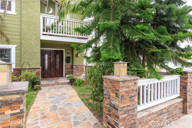 711 Irena Avenue, Redondo Beach, California 90277, 3 Bedrooms Bedrooms, ,2 BathroomsBathrooms,Residential,Sold,Irena,SB18217547