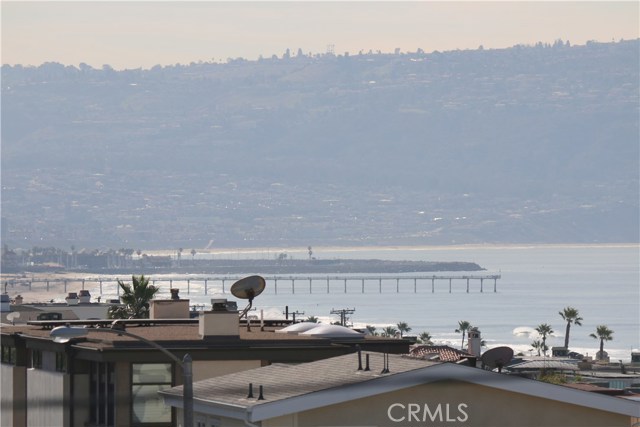 2613 Crest Drive, Manhattan Beach, California 90266, ,Residential,Sold,Crest,SB18024122