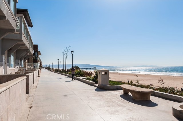 2215 Bayview Drive, Manhattan Beach, California 90266, 4 Bedrooms Bedrooms, ,3 BathroomsBathrooms,Residential,Sold,Bayview,SB20132281