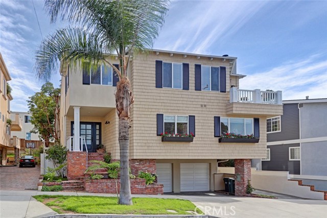 940 5th Street, Hermosa Beach, California 90254, 3 Bedrooms Bedrooms, ,2 BathroomsBathrooms,Residential,Sold,5th,SB18062477