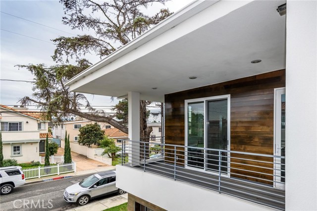 2313 Clark Lane, Redondo Beach, California 90278, 4 Bedrooms Bedrooms, ,3 BathroomsBathrooms,Residential,Sold,Clark,SB18080863