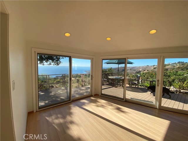 60 Portuguese Bend Road, Rolling Hills, California 90274, 3 Bedrooms Bedrooms, ,1 BathroomBathrooms,Residential,Sold,Portuguese Bend Road,PV20247927