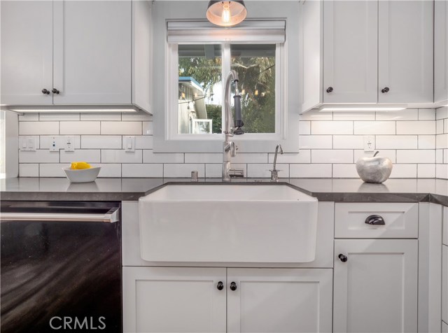 2616 Pine Avenue, Manhattan Beach, California 90266, 3 Bedrooms Bedrooms, ,1 BathroomBathrooms,Residential,Sold,Pine,SB21005852