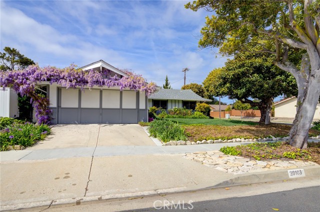 28103 Lomo Drive, Rancho Palos Verdes, California 90275, 3 Bedrooms Bedrooms, ,1 BathroomBathrooms,Residential,Sold,Lomo,PV21025108