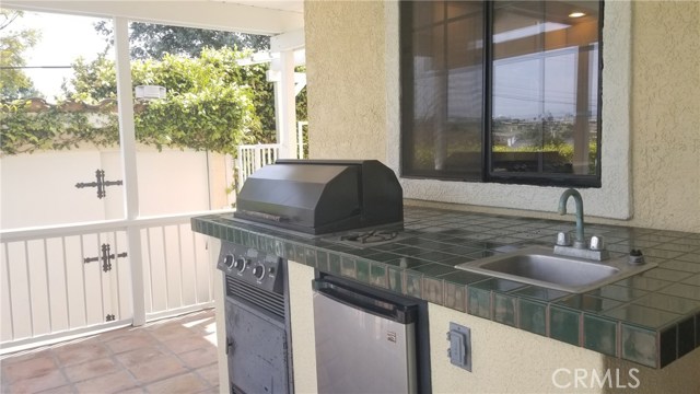 2109 Avenida Aprenda, Rancho Palos Verdes, California 90275, 3 Bedrooms Bedrooms, ,2 BathroomsBathrooms,Residential,Sold,Avenida Aprenda,PV18079557