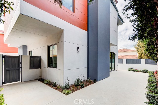 2227 Dufour Avenue, Redondo Beach, California 90278, 4 Bedrooms Bedrooms, ,3 BathroomsBathrooms,Residential,Sold,Dufour,PV18035813