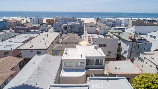 238 Palm Drive, Hermosa Beach, California 90254, 3 Bedrooms Bedrooms, ,3 BathroomsBathrooms,Residential,Sold,Palm,SB17095716