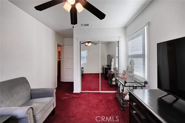 3 Bed Home for Sale in Sun Valley, California