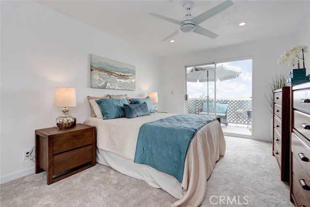 926 1st Street, Hermosa Beach, California 90254, 2 Bedrooms Bedrooms, ,2 BathroomsBathrooms,Residential,Sold,1st,SB20082752
