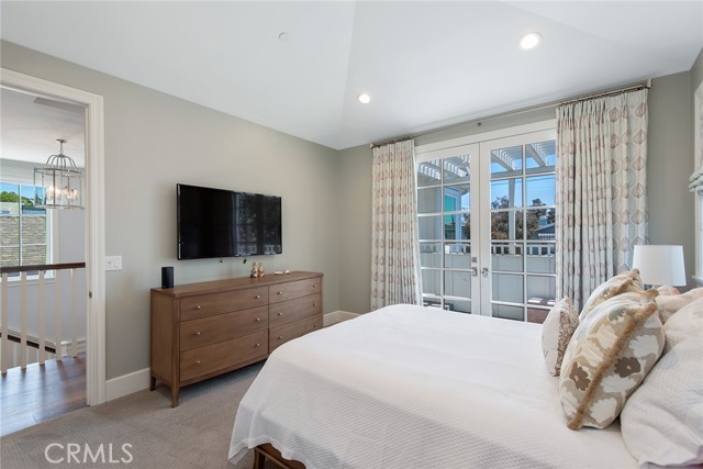 2201 Oak Avenue, Manhattan Beach, California 90266, 5 Bedrooms Bedrooms, ,5 BathroomsBathrooms,Residential,Sold,Oak,SB21126530