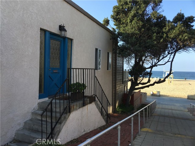 3133 The Strand, Hermosa Beach, California 90254, 3 Bedrooms Bedrooms, ,2 BathroomsBathrooms,Residential,Sold,The Strand,SB21026636