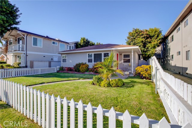 2211 Nelson Avenue, Redondo Beach, California 90278, 6 Bedrooms Bedrooms, ,3 BathroomsBathrooms,Residential,Sold,Nelson,SB19252615
