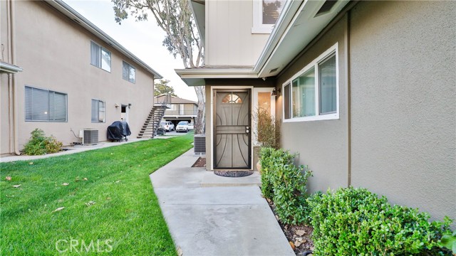 Detail Gallery Image 1 of 1 For 138 Stillman Way #2,  Upland,  CA 91786 - 2 Beds | 1 Baths