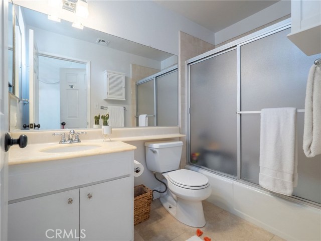 1304 12th Street, Manhattan Beach, California 90266, 2 Bedrooms Bedrooms, ,2 BathroomsBathrooms,Residential,Sold,12th,SB20056135