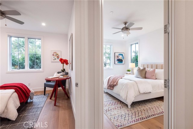 653 13th Street, Manhattan Beach, California 90266, 4 Bedrooms Bedrooms, ,2 BathroomsBathrooms,Residential,Sold,13th,SB19011414