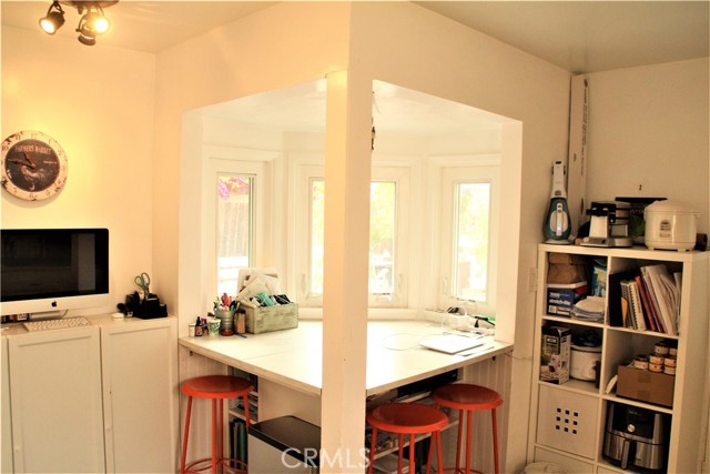 532 Marine Avenue, Manhattan Beach, California 90266, 3 Bedrooms Bedrooms, ,1 BathroomBathrooms,Residential,Sold,Marine Avenue,SB21085787
