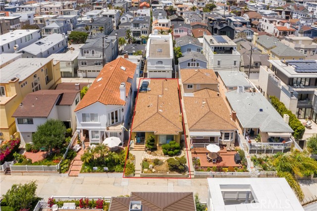 341 6th Street, Manhattan Beach, California 90266, 3 Bedrooms Bedrooms, ,2 BathroomsBathrooms,Residential,Sold,6th,SB21119254