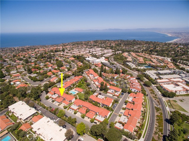 25 Via Granada, Rolling Hills Estates, California 90274, 3 Bedrooms Bedrooms, ,2 BathroomsBathrooms,Residential,Sold,Via Granada,TR21114102