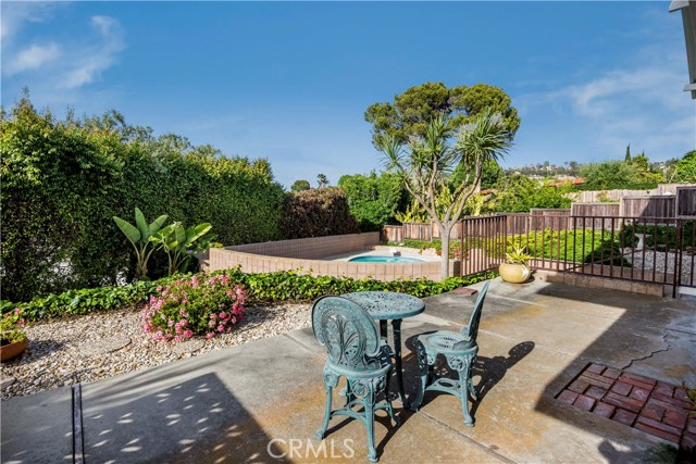 713 Cloyden Square, Palos Verdes Estates, California 90274, 3 Bedrooms Bedrooms, ,2 BathroomsBathrooms,Residential,Sold,Cloyden,SB17088498