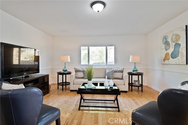 505 Faye Lane, Redondo Beach, California 90277, 4 Bedrooms Bedrooms, ,2 BathroomsBathrooms,Residential,Sold,Faye,SB21095794