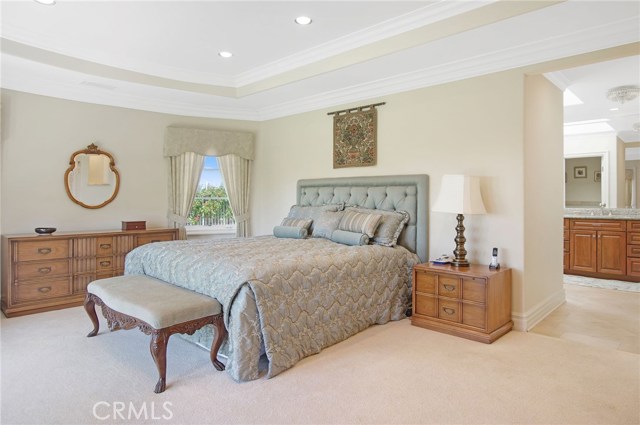 Master Suite / Bedroom 6