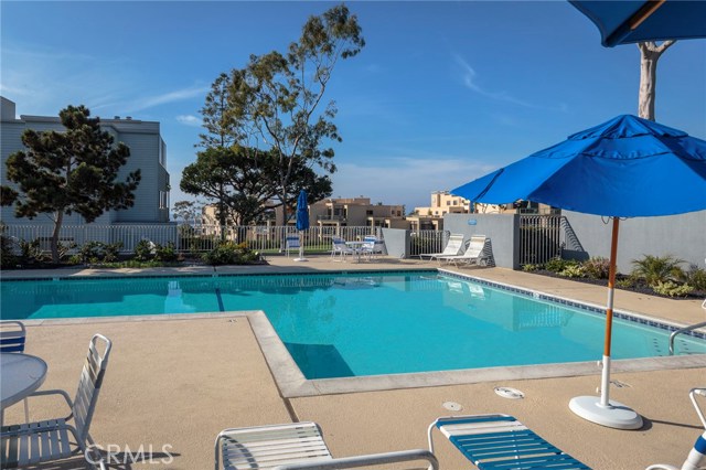 250 The Village, Redondo Beach, California 90277, ,1 BathroomBathrooms,Residential,Sold,The Village,SB18013059