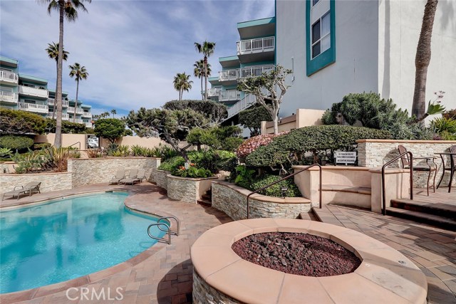 660 The Village, Redondo Beach, California 90277, 1 Bedroom Bedrooms, ,1 BathroomBathrooms,Residential,Sold,The Village,SB20054777