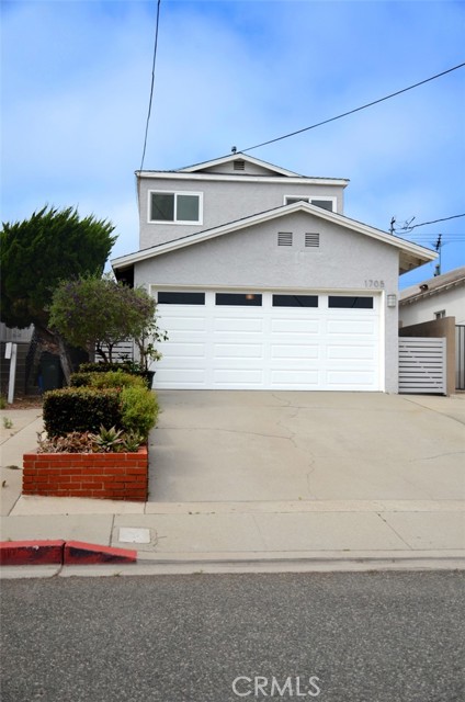 1705 Carlson Lane, Redondo Beach, California 90278, 3 Bedrooms Bedrooms, ,1 BathroomBathrooms,Residential,Sold,Carlson,SB21153496