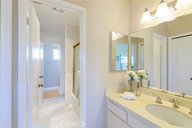 1400 Stanford Avenue, Redondo Beach, California 90278, 2 Bedrooms Bedrooms, ,2 BathroomsBathrooms,Residential,Sold,Stanford,SB18128290