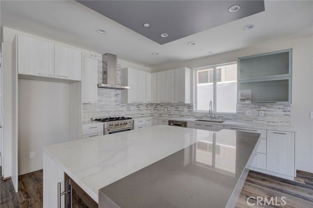 2207 Gates Avenue, Redondo Beach, California 90278, 4 Bedrooms Bedrooms, ,3 BathroomsBathrooms,Residential,Sold,Gates,PV18093744