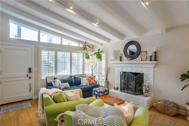 465 28th Street, Manhattan Beach, California 90266, 3 Bedrooms Bedrooms, ,3 BathroomsBathrooms,Residential,Sold,28th,SB19069808