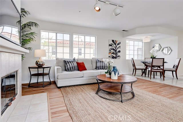 1913 Harriman Lane, Redondo Beach, California 90278, 4 Bedrooms Bedrooms, ,2 BathroomsBathrooms,Residential,Sold,Harriman,SB20150576