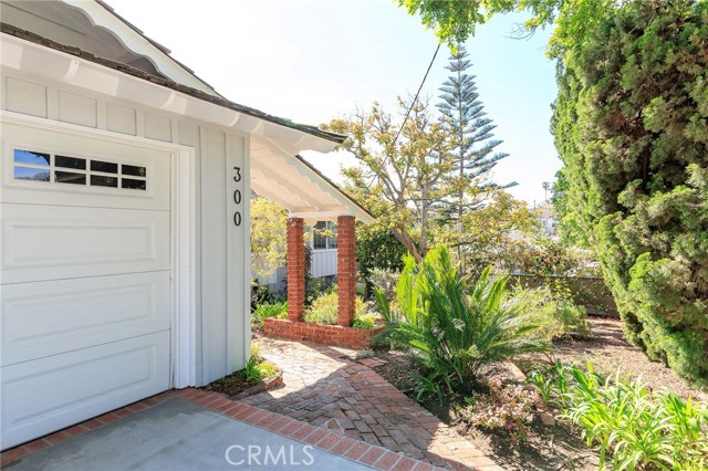 300 Meadows Avenue, Manhattan Beach, California 90266, 4 Bedrooms Bedrooms, ,2 BathroomsBathrooms,Residential,Sold,Meadows,SB19079287