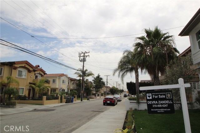 2206 WARFIELD Avenue, Redondo Beach, California 90278, 4 Bedrooms Bedrooms, ,3 BathroomsBathrooms,Residential,Sold,WARFIELD,SB18166221