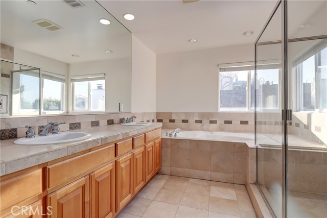 2411 Marshallfield Lane, Redondo Beach, California 90278, 4 Bedrooms Bedrooms, ,2 BathroomsBathrooms,Residential,Sold,Marshallfield,SB20002740