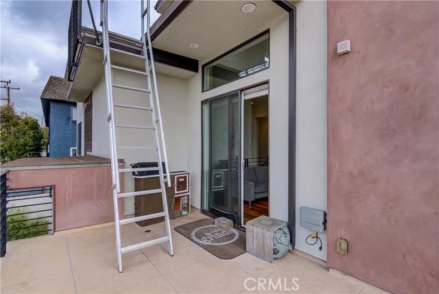 2700 Vanderbilt Lane, Redondo Beach, California 90278, 4 Bedrooms Bedrooms, ,2 BathroomsBathrooms,Residential,Sold,Vanderbilt,SB21081280