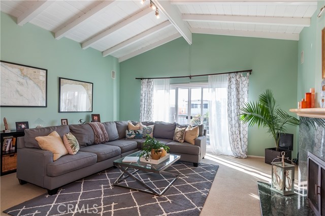 1728 Carver Street, Redondo Beach, California 90278, 3 Bedrooms Bedrooms, ,2 BathroomsBathrooms,Residential,Sold,Carver,SB18059398
