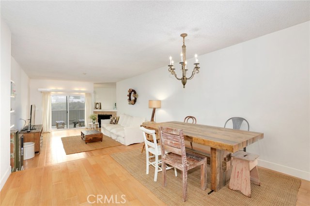 1321 Beryl Street, Redondo Beach, California 90277, 2 Bedrooms Bedrooms, ,2 BathroomsBathrooms,Residential,Sold,Beryl,SB17136124