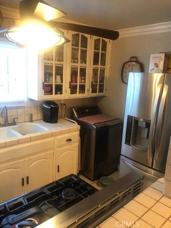 2 Bed Home for Sale in Los Angeles, California