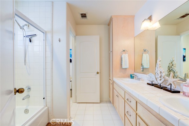1924 Ruhland Avenue, Redondo Beach, California 90278, 3 Bedrooms Bedrooms, ,2 BathroomsBathrooms,Residential,Sold,Ruhland,SB21069675