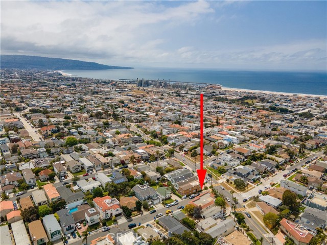 1119 9TH Street, Hermosa Beach, California 90254, 5 Bedrooms Bedrooms, ,3 BathroomsBathrooms,Residential,Sold,9TH,SB21081847