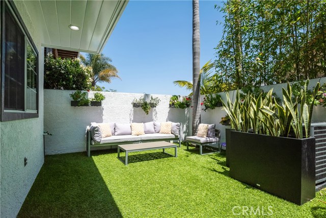 1510 Harper Avenue, Redondo Beach, California 90278, 4 Bedrooms Bedrooms, ,3 BathroomsBathrooms,Residential,Sold,Harper,SB20094082