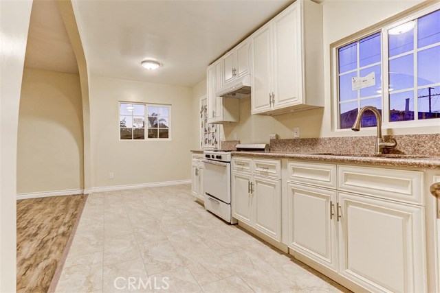 3 Bed Home for Sale in Compton, California